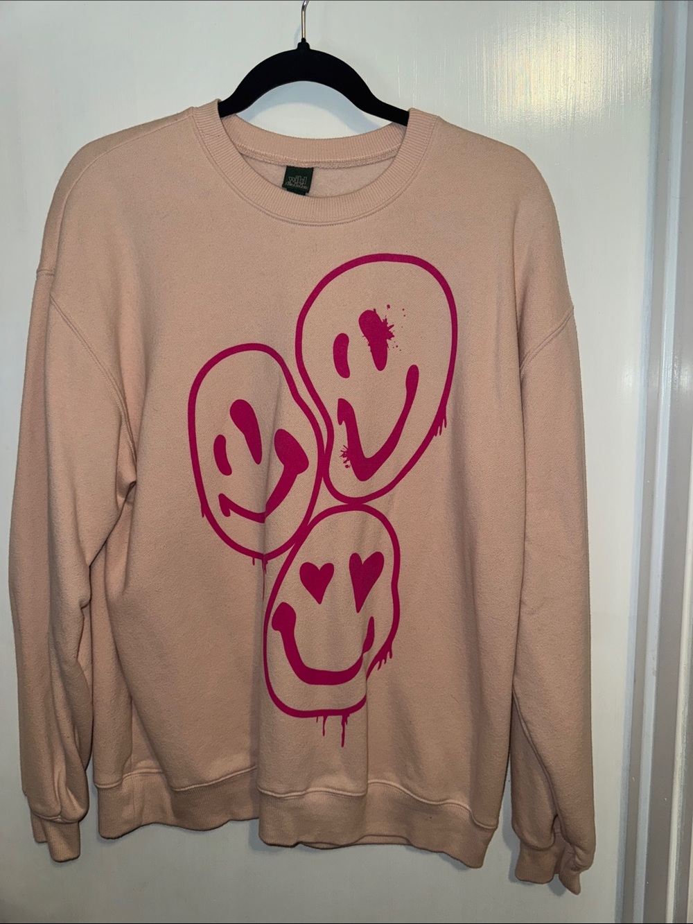 Wild Fable Pink Crewneck Sweatshirt w/ Hot Pink Smiley Balloon Graphic